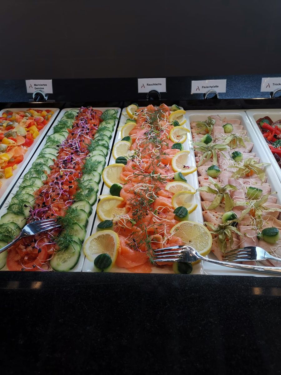 Brunch2.jpg