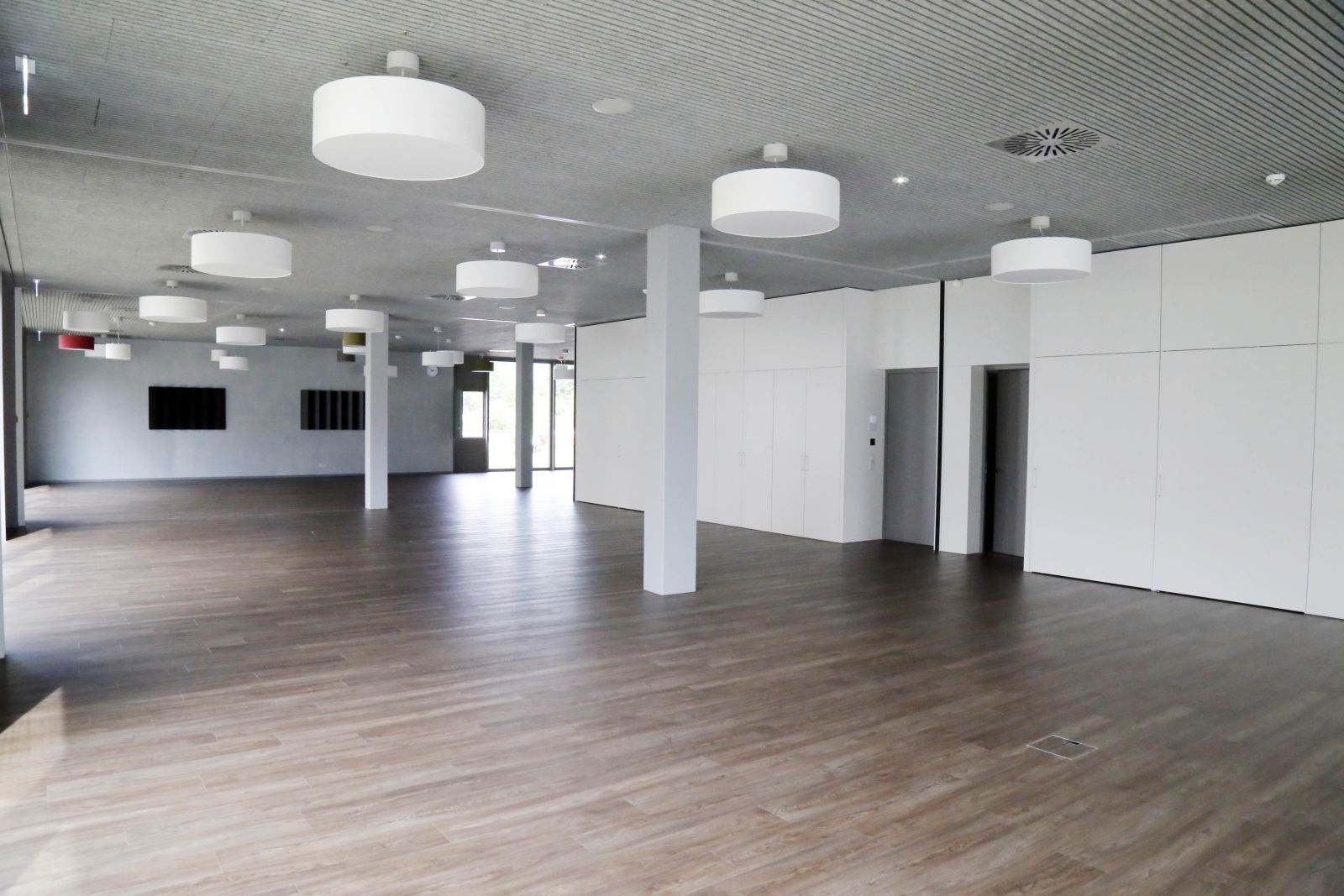 Saal-Ansicht.JPG