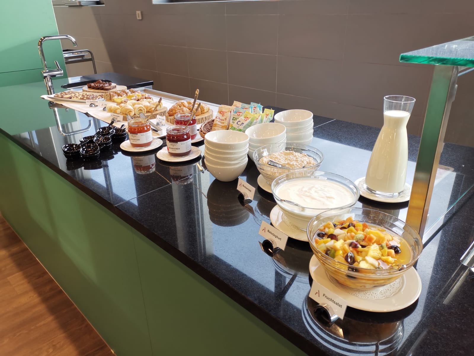 Brunch1.jpg